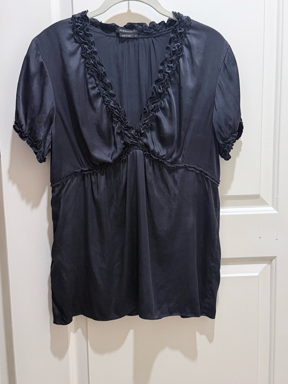 BCBGMaxAzria Navy Blue Satin Ruffle V-Neck Blouse